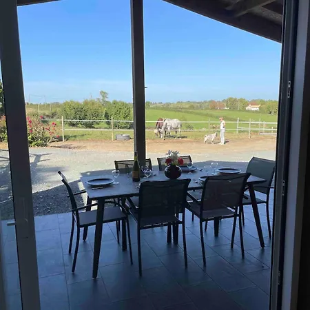 A La Campagne, Piscine Classe Trois-etoiles N2