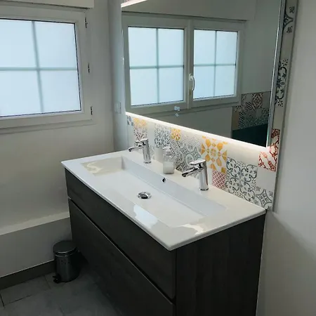 A La Campagne, Piscine Classe Trois-etoiles N2