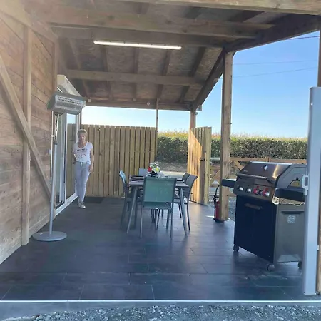 A La Campagne, Piscine Classe Trois-etoiles N2 Verruyes