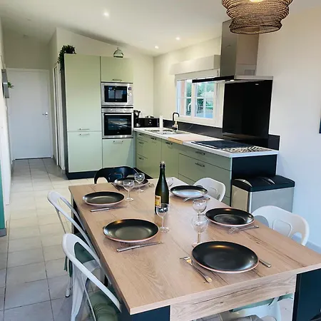 A La Campagne, Piscine Classe Trois-etoiles N2 Verruyes