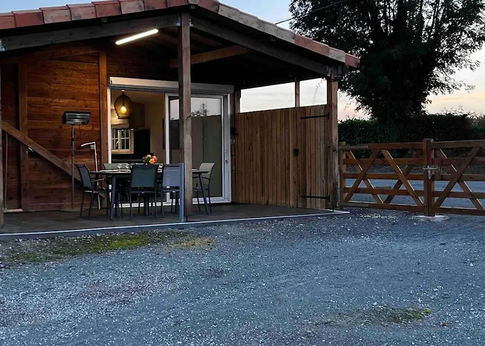 Feriehus A La Campagne, Piscine Classe Trois-etoiles N2 Verruyes