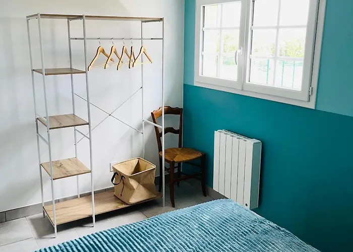 A La Campagne, Piscine Classe Trois-etoiles N2 Verruyes