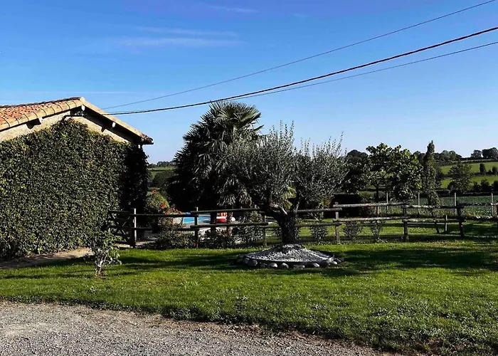 Feriehus A La Campagne, Piscine Classe Trois-etoiles N2 *