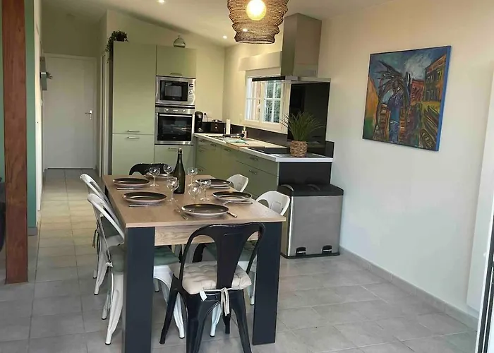 A La Campagne, Piscine Classe Trois-etoiles N2 Feriehus *